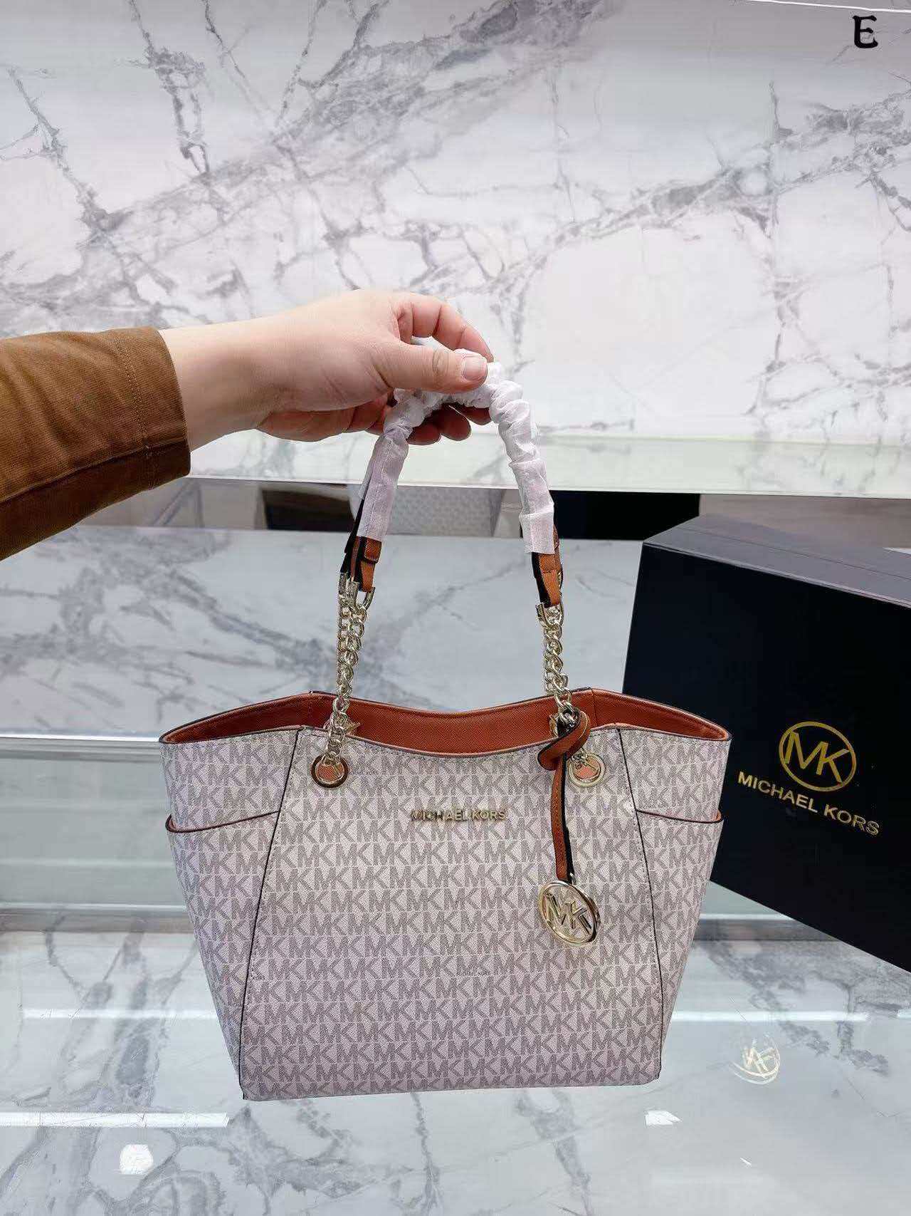 Michael Kors Jet Set 2026 New  - Women'S Bags Of Michael Kors review and price